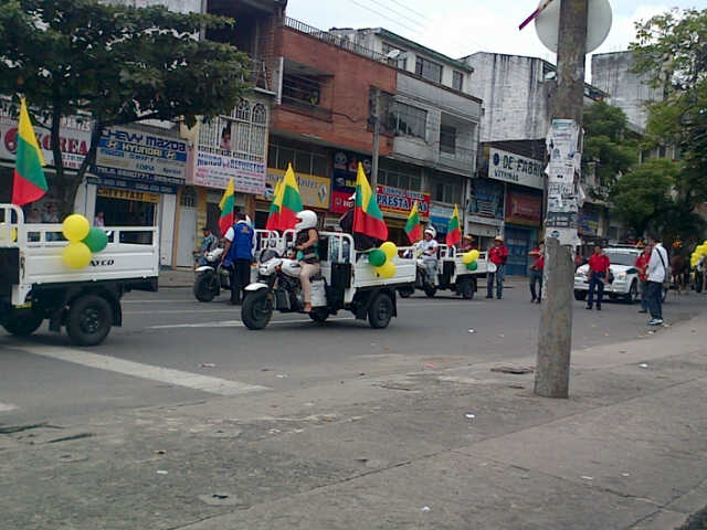 Se jubilan caballos en Ibagué 2 Motos para reciclaje Ibagué