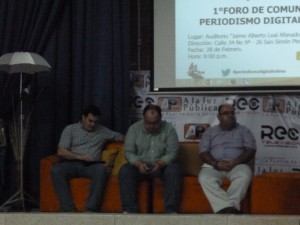 Todo un éxito foro de periodismo digital 2 P1020654